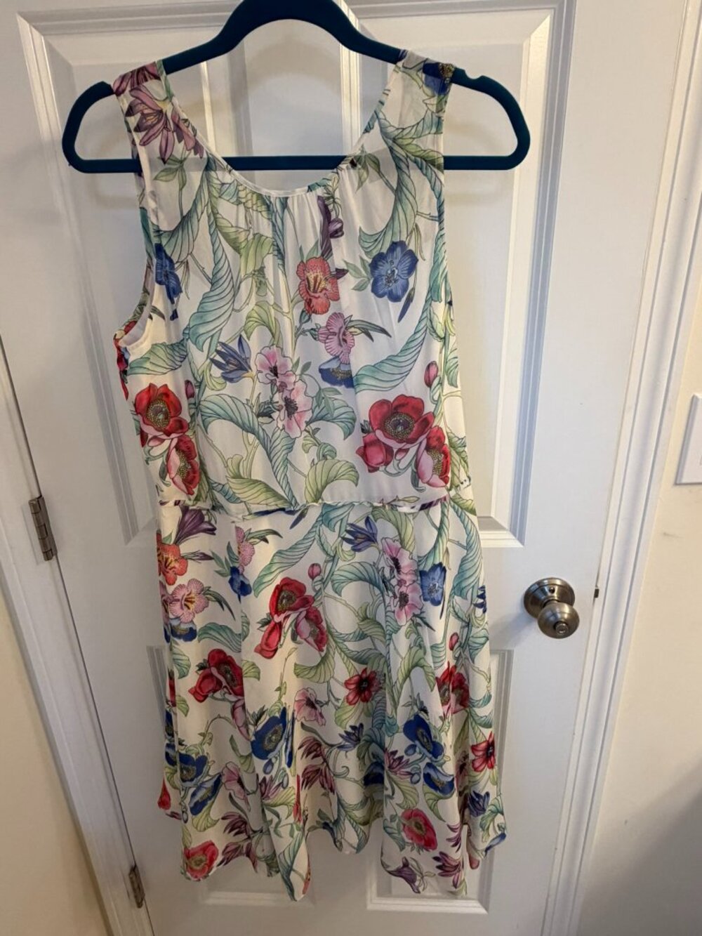 ANN TAYLOR FACTORY Floral Keyhole Back Dress